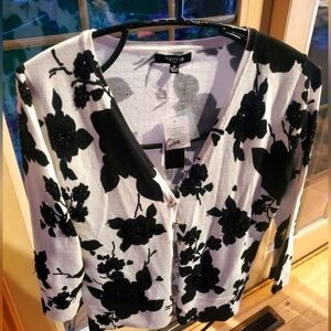 Premise Graphic Garden White Black Floral Luxury Yarn Sz M Cardigan